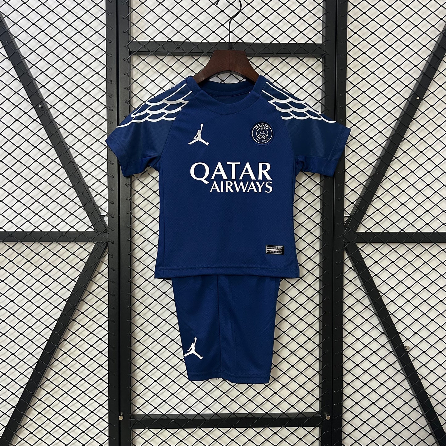 KIDS : Paris Saint-Germain 2024/2025 Fourth Kit