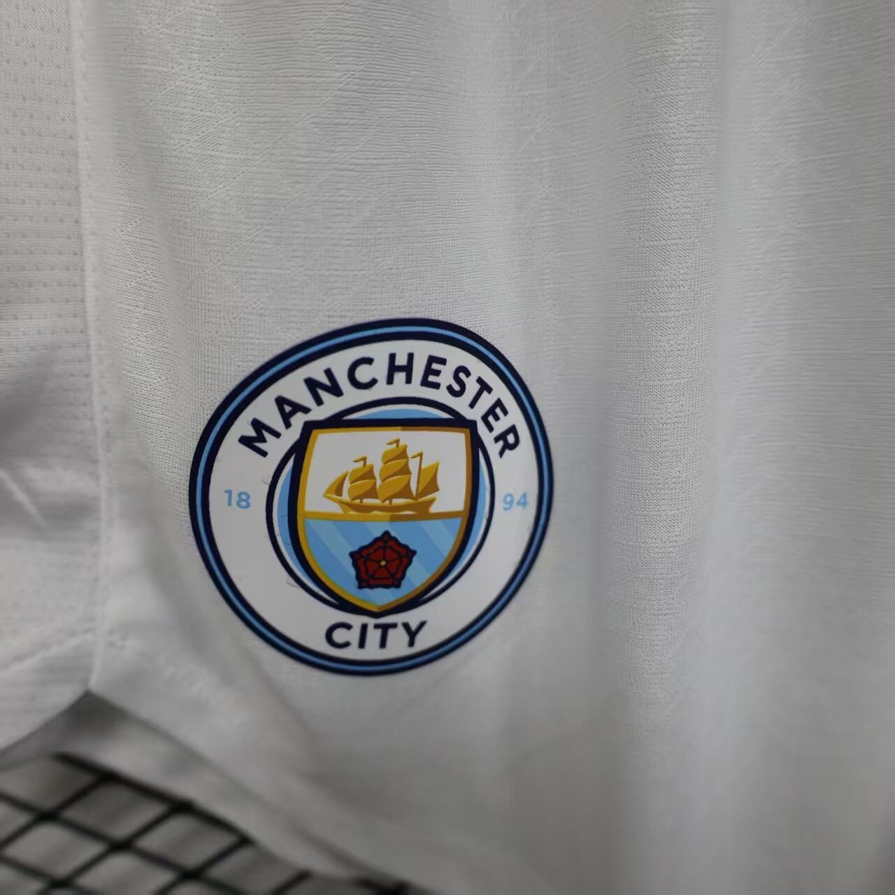 Manchester City 2025/26 Home Shorts - Pro Version