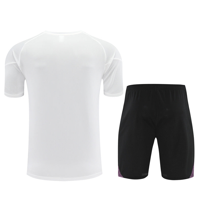 Manchester United 2025/26 Training Kit II