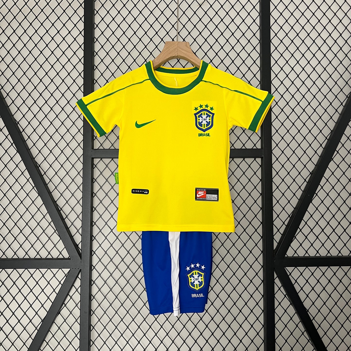 KIDS : Brazil 1998 Home
