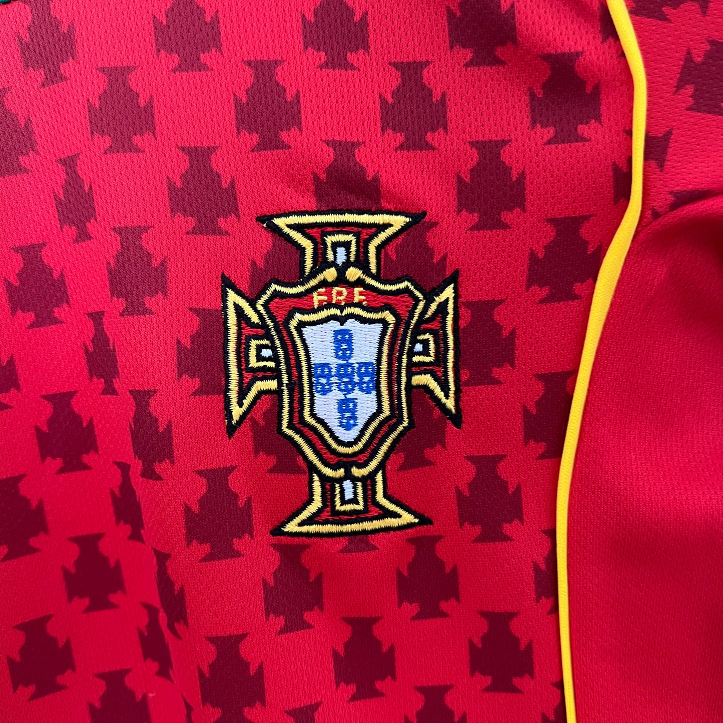 KIDS : Portugal 2004 Home