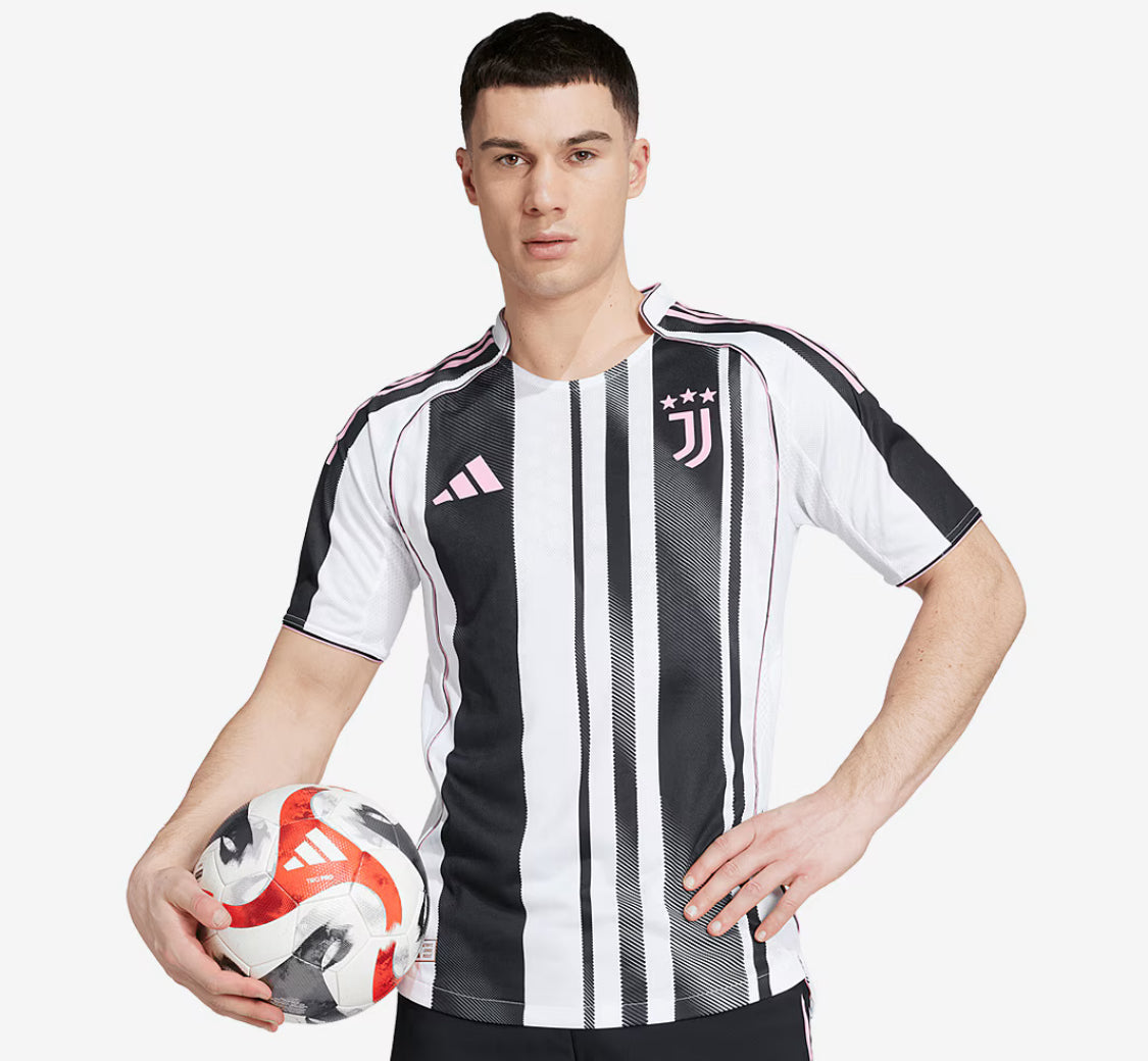 Juventus FC 2025/26 Home Shirt - Pro Version