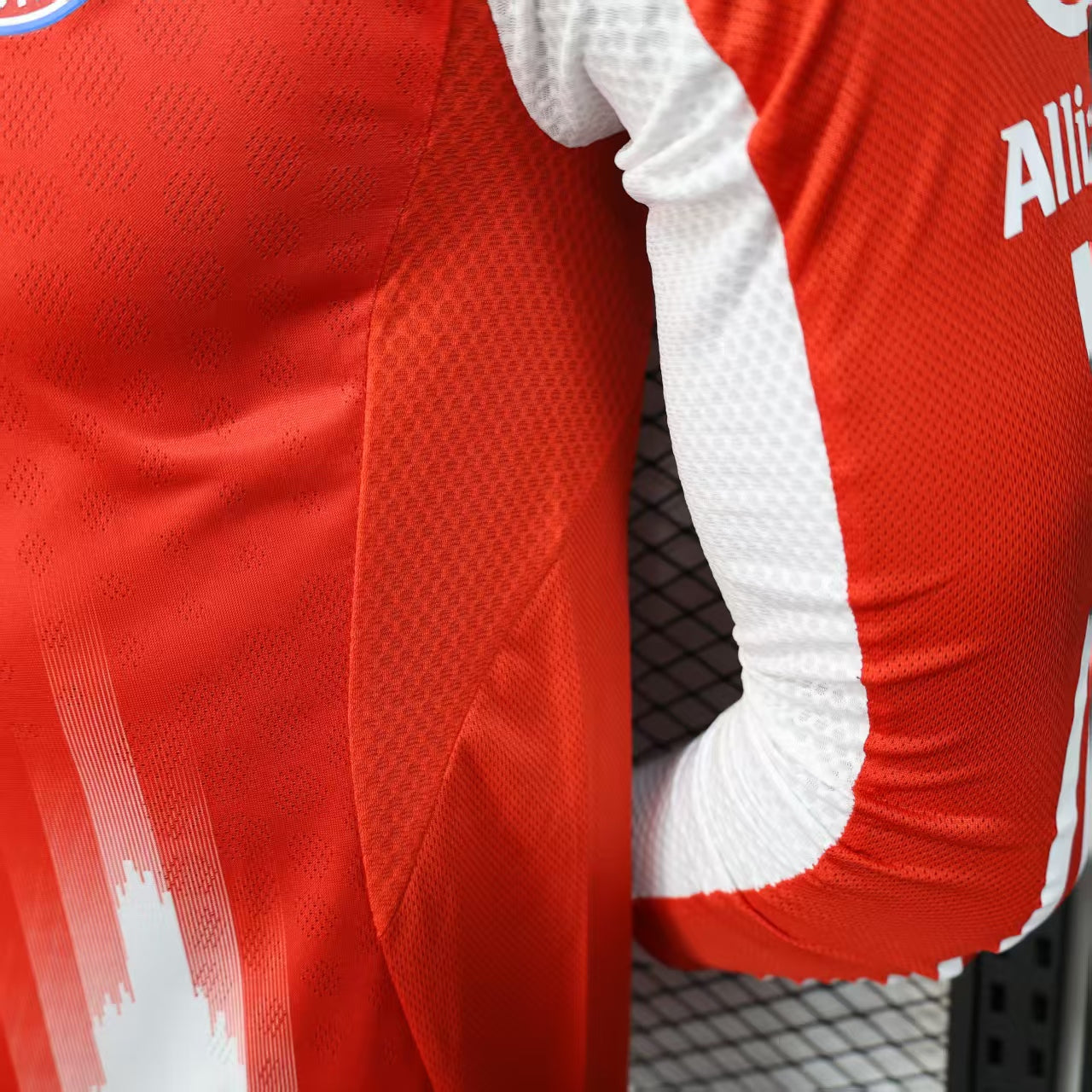 Long Sleeve - Bayern Munich 2025/26 Home Shirt - Pro Version