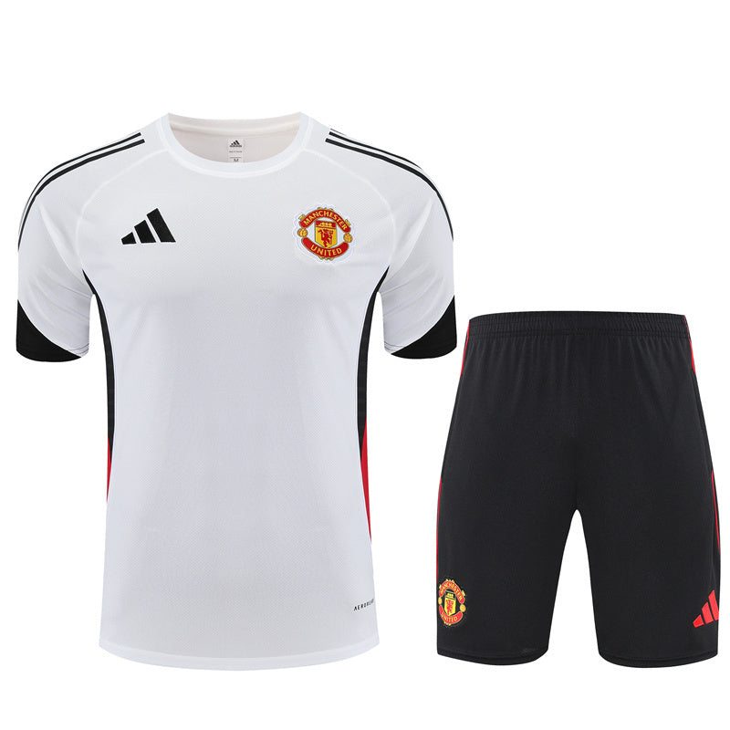 Manchester United 2025/26 Training Kit III