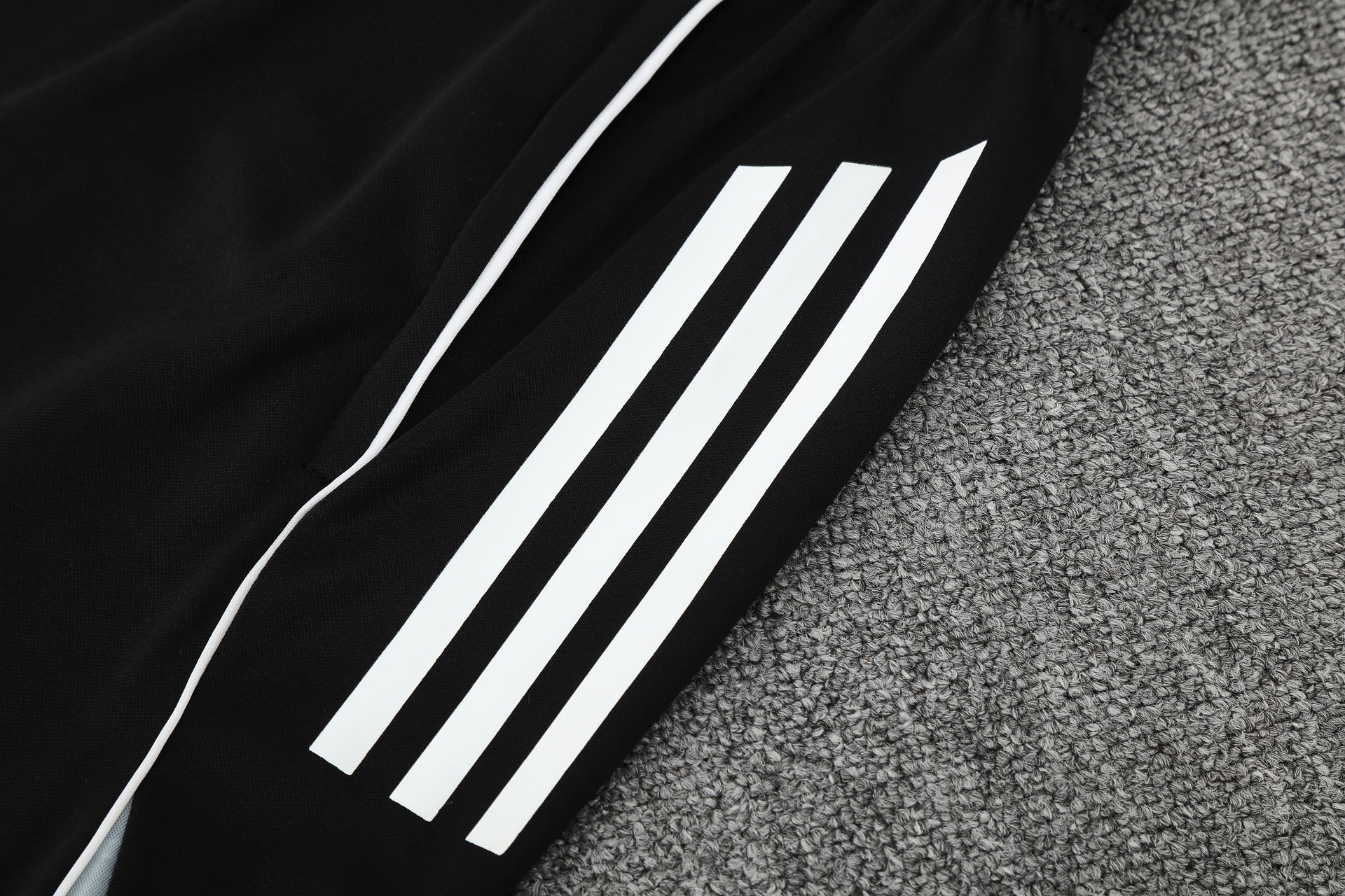 Real Madrid 2025/26 Training Kit IV