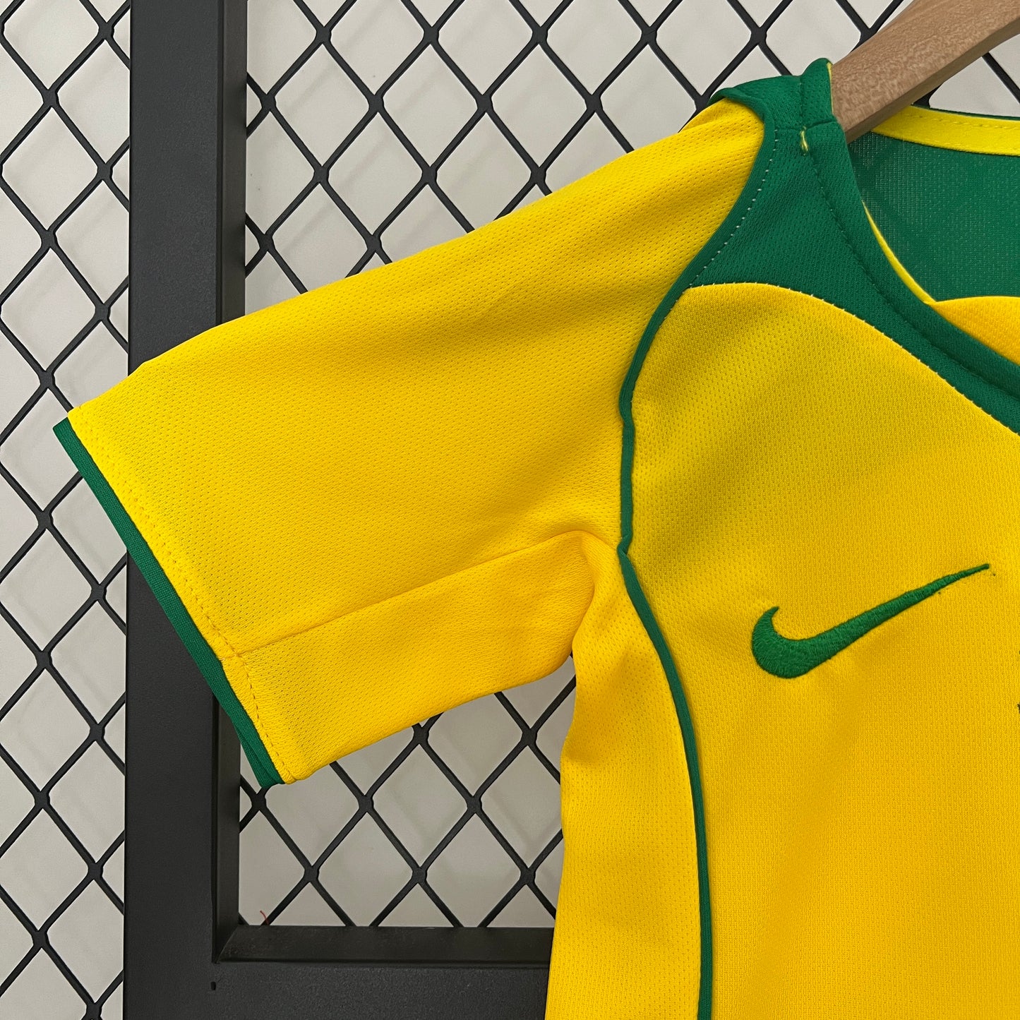 KIDS : Brazil 2004 Home