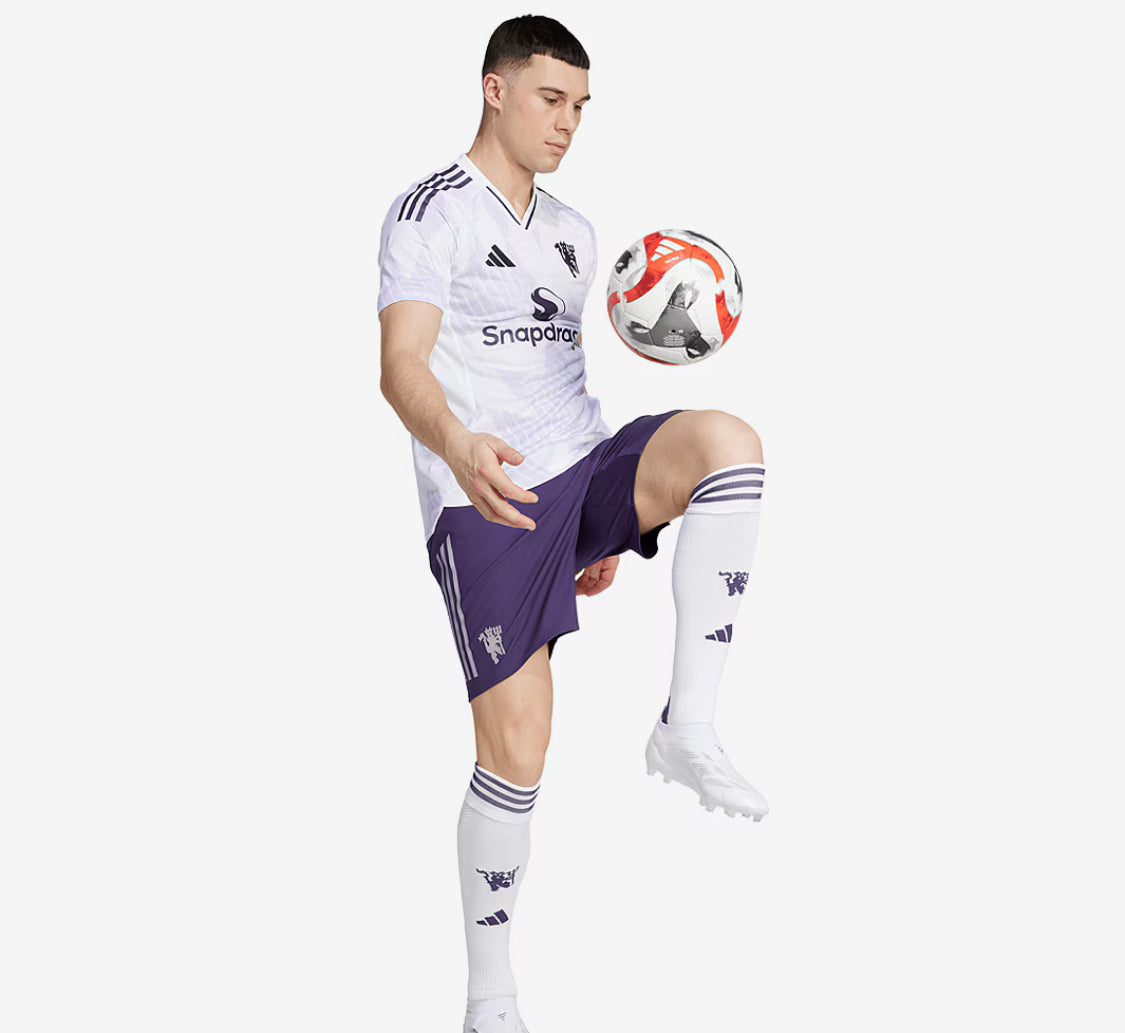 Manchester United 2025/26 Away Shirt - Pro Version