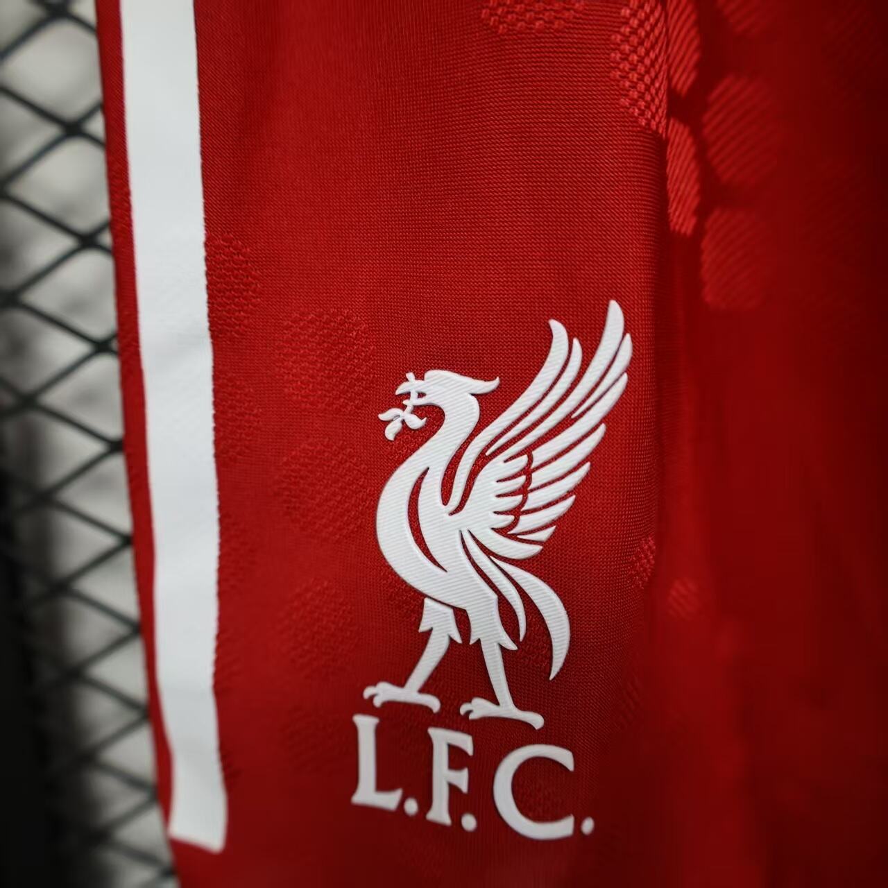 Liverpool FC 2025/26 Home Shorts - Pro Version