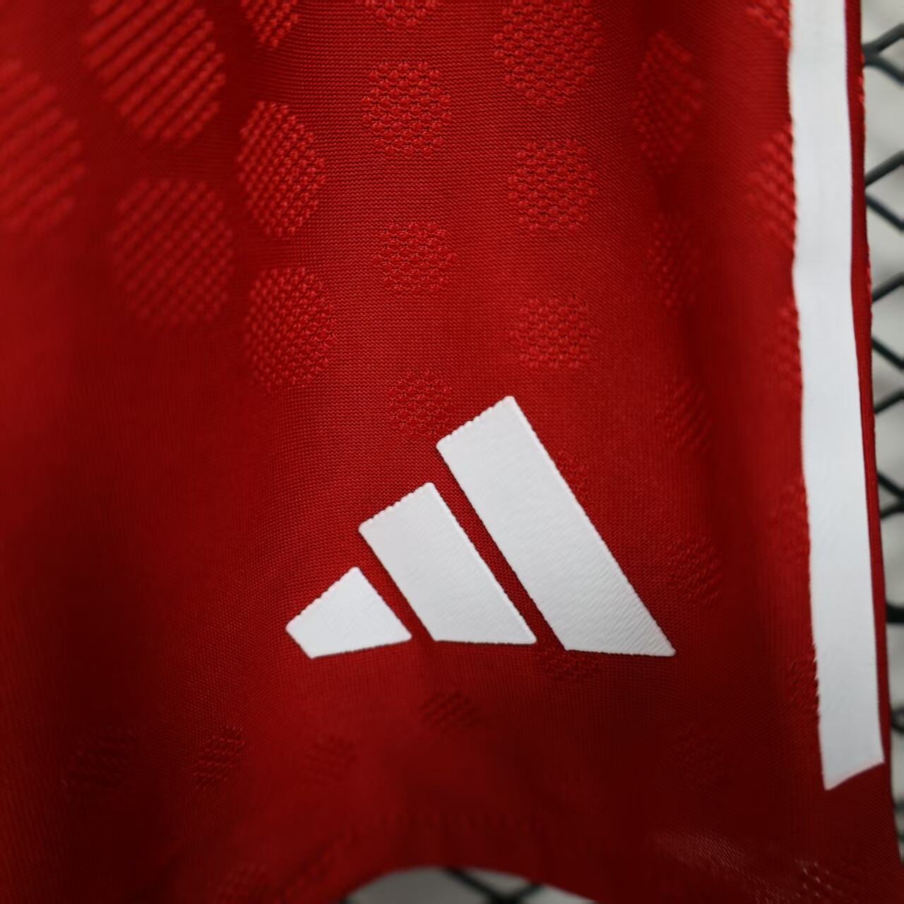 Liverpool FC 2025/26 Home Shorts - Pro Version