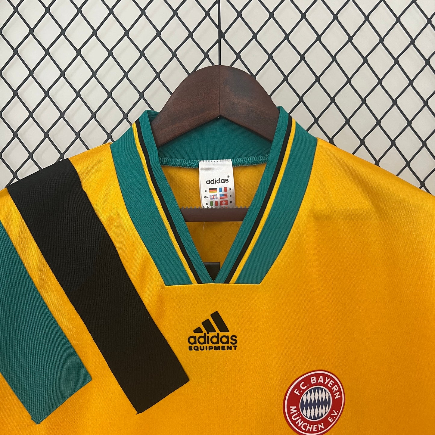 Bayern Munich 1993/1995 Away