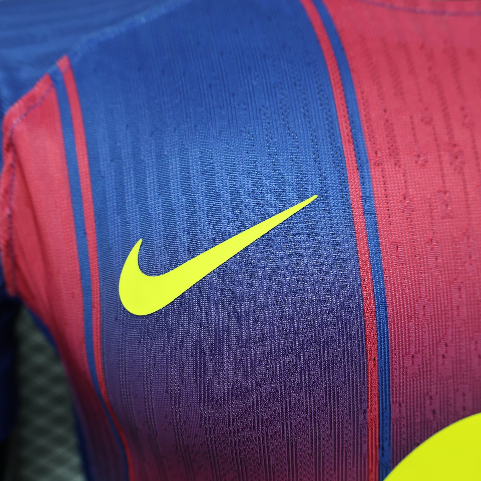FC Barcelona 2025/26 Home Shirt - Pro Version