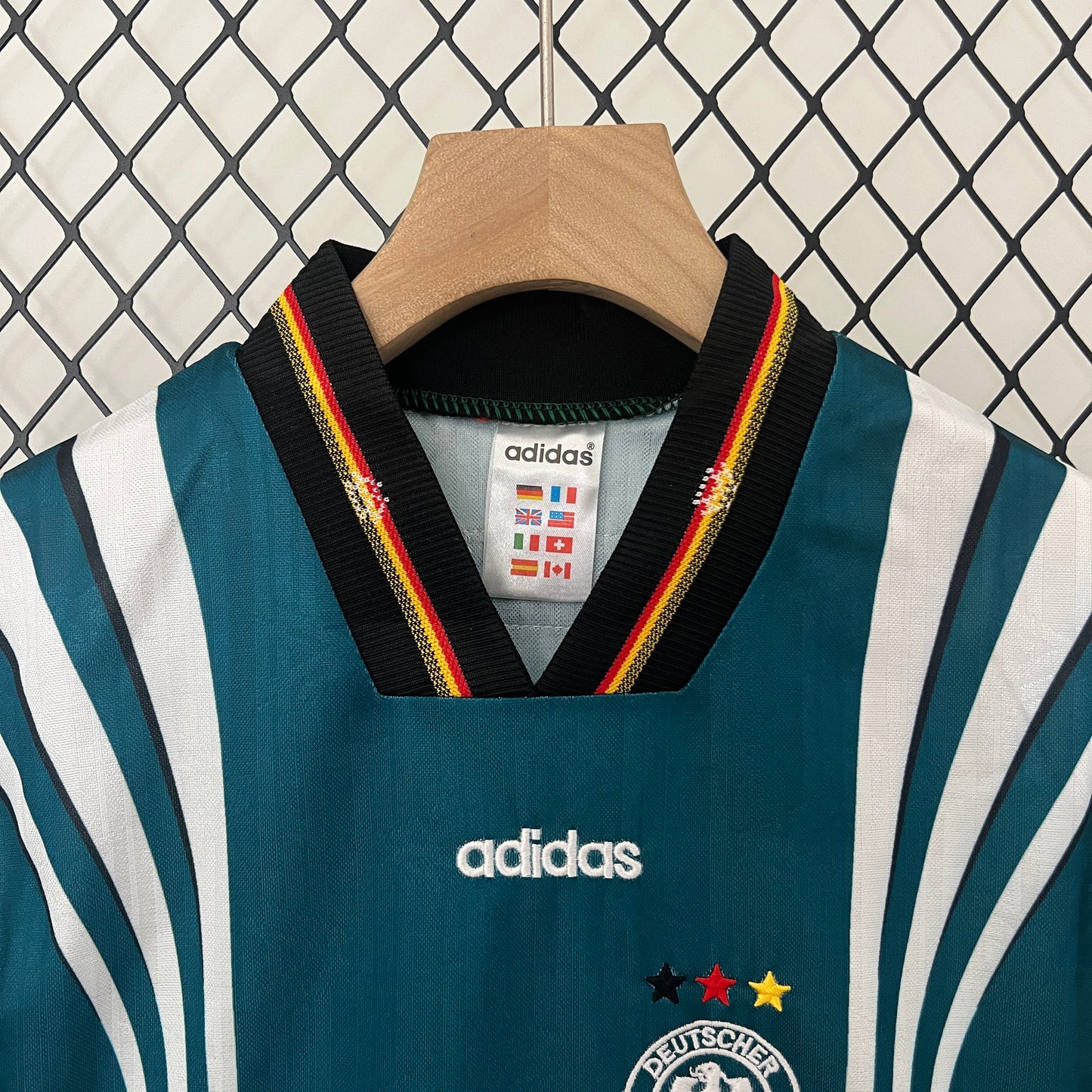 KIDS : Germany 1996 Home