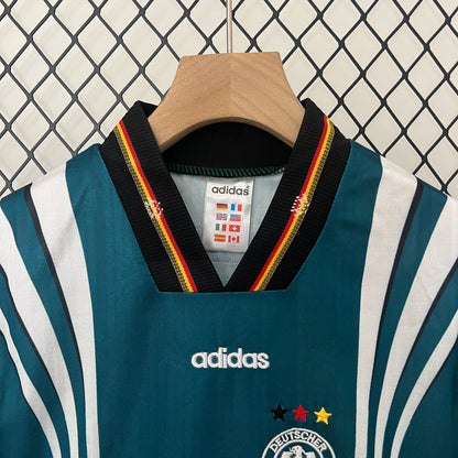 KIDS : Germany 1996 Home