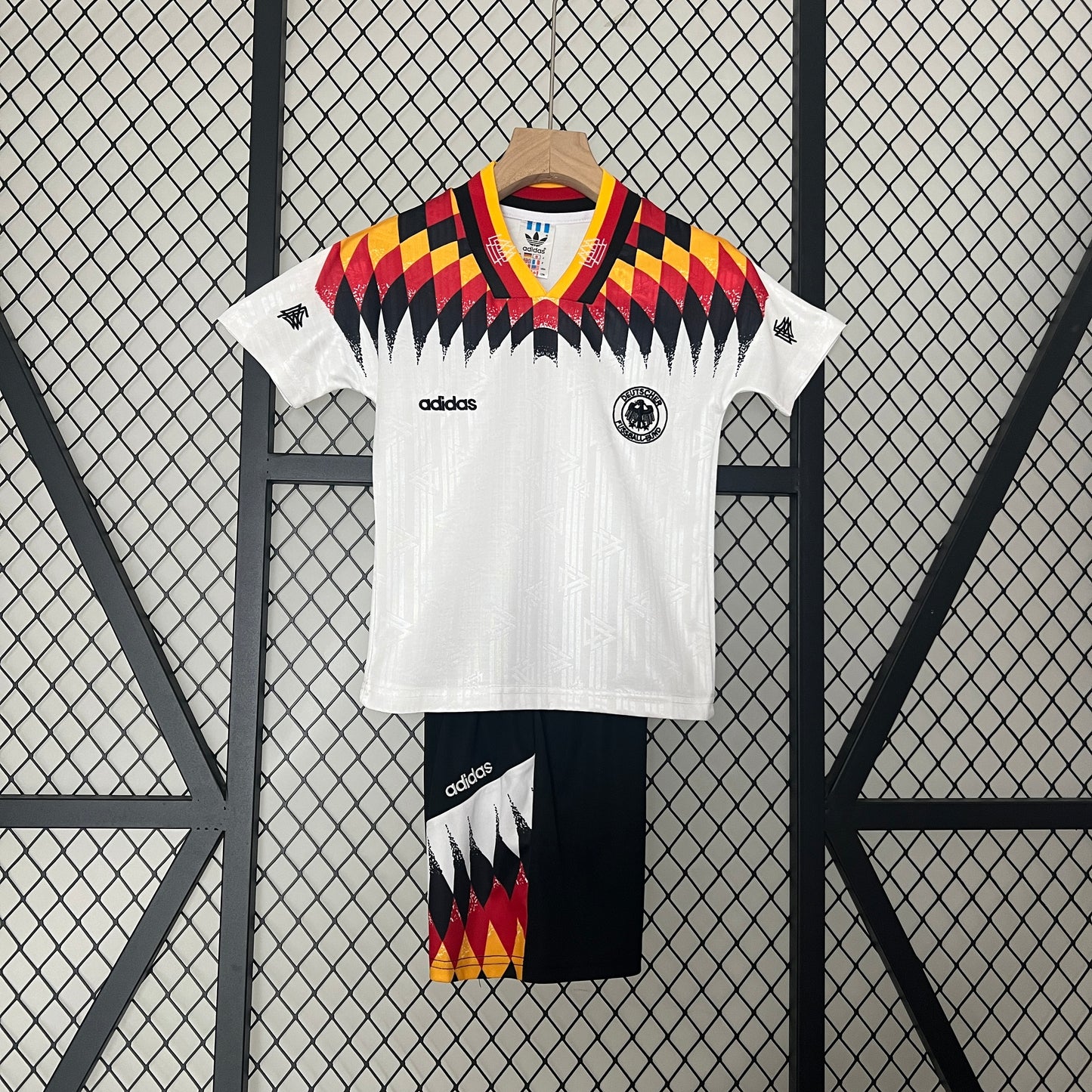 KIDS : Germany 1994 Home