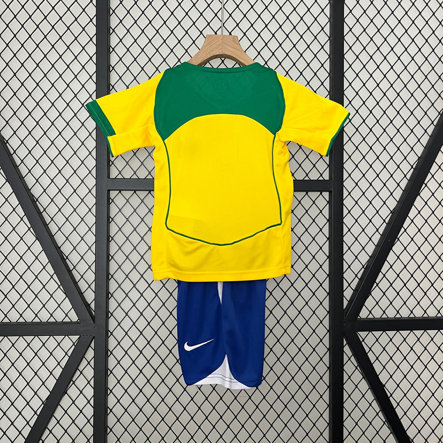 KIDS : Brazil 2004 Home