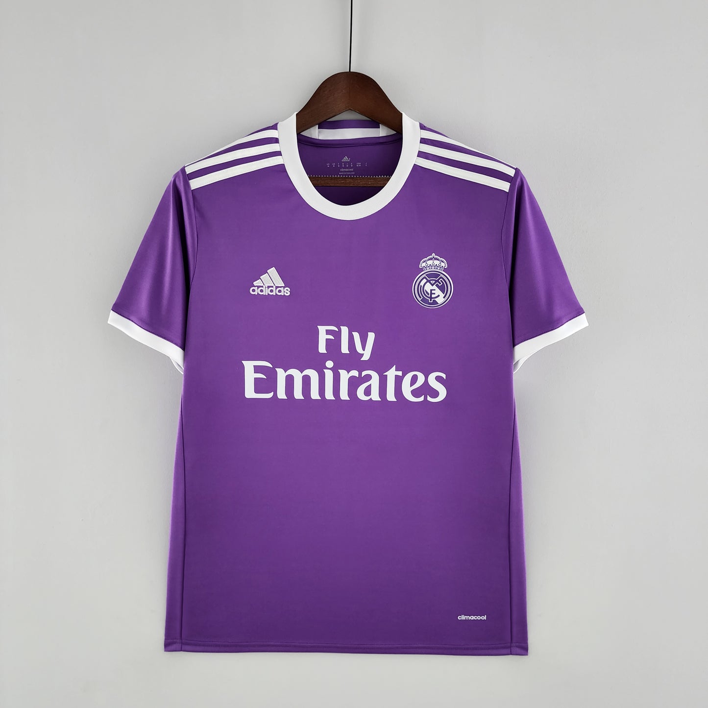 Real Madrid 2016/2017 Away