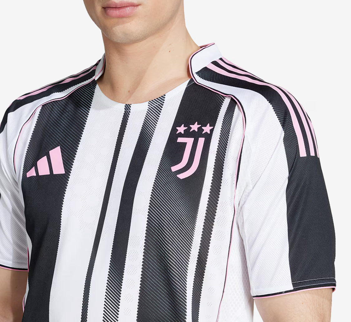 Juventus FC 2025/26 Home Shirt - Pro Version