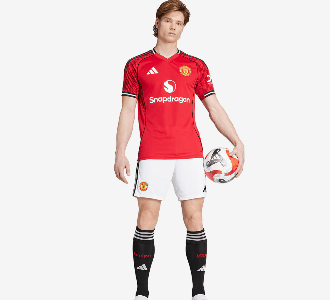 Manchester United 2025/26 Home Shorts - Fan Version