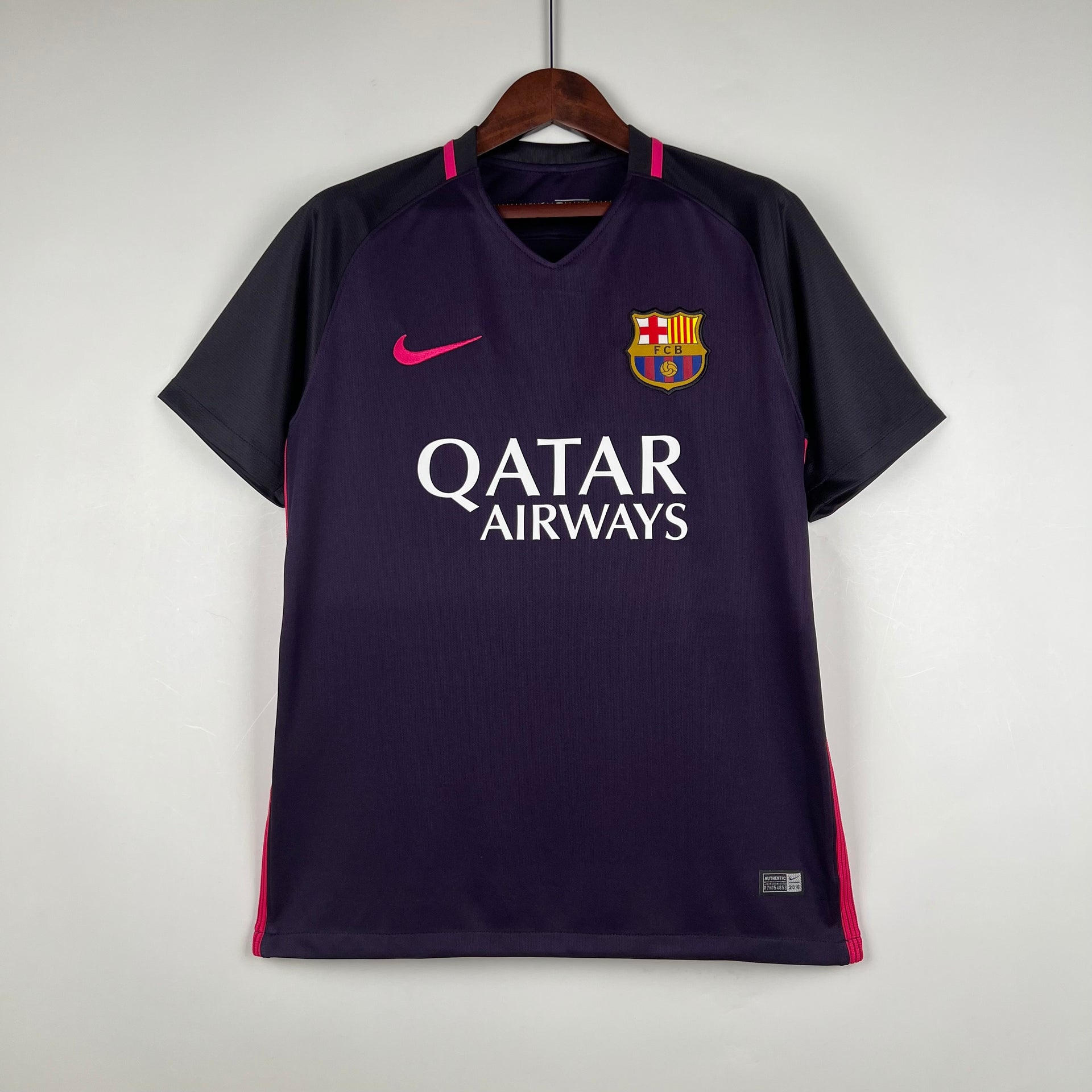 FC Barcelona 2016/17 Away Shirt