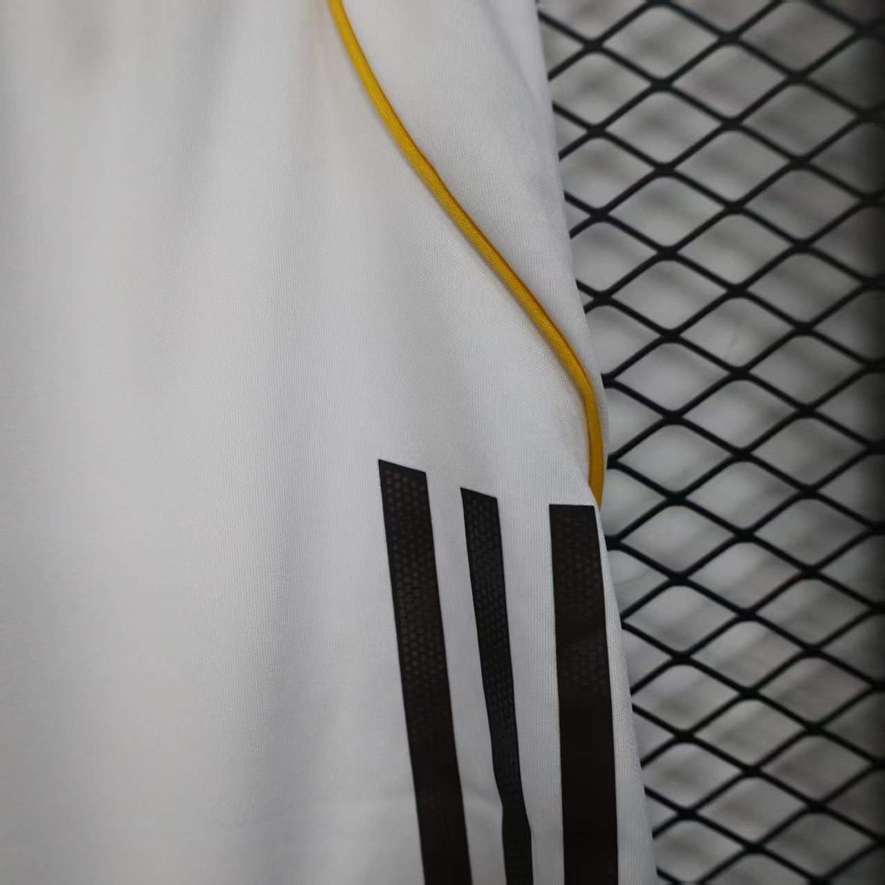 Real Madrid 2025/26 Home Shorts - Pro Version