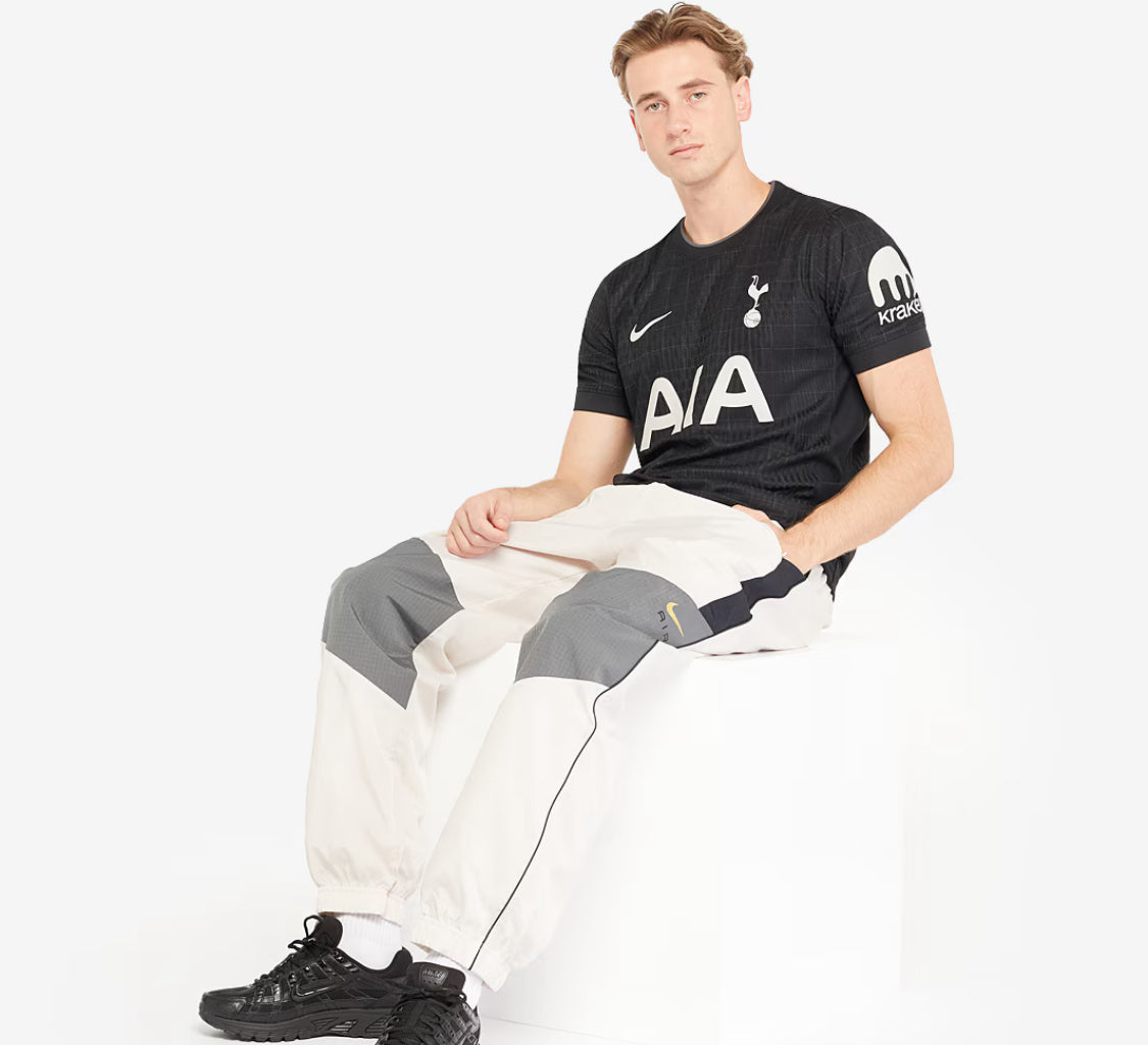 Tottenham 2025/26 Away Shirt - Pro Version