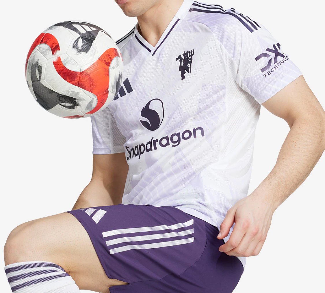 Manchester United 2025/26 Away Shirt - Pro Version
