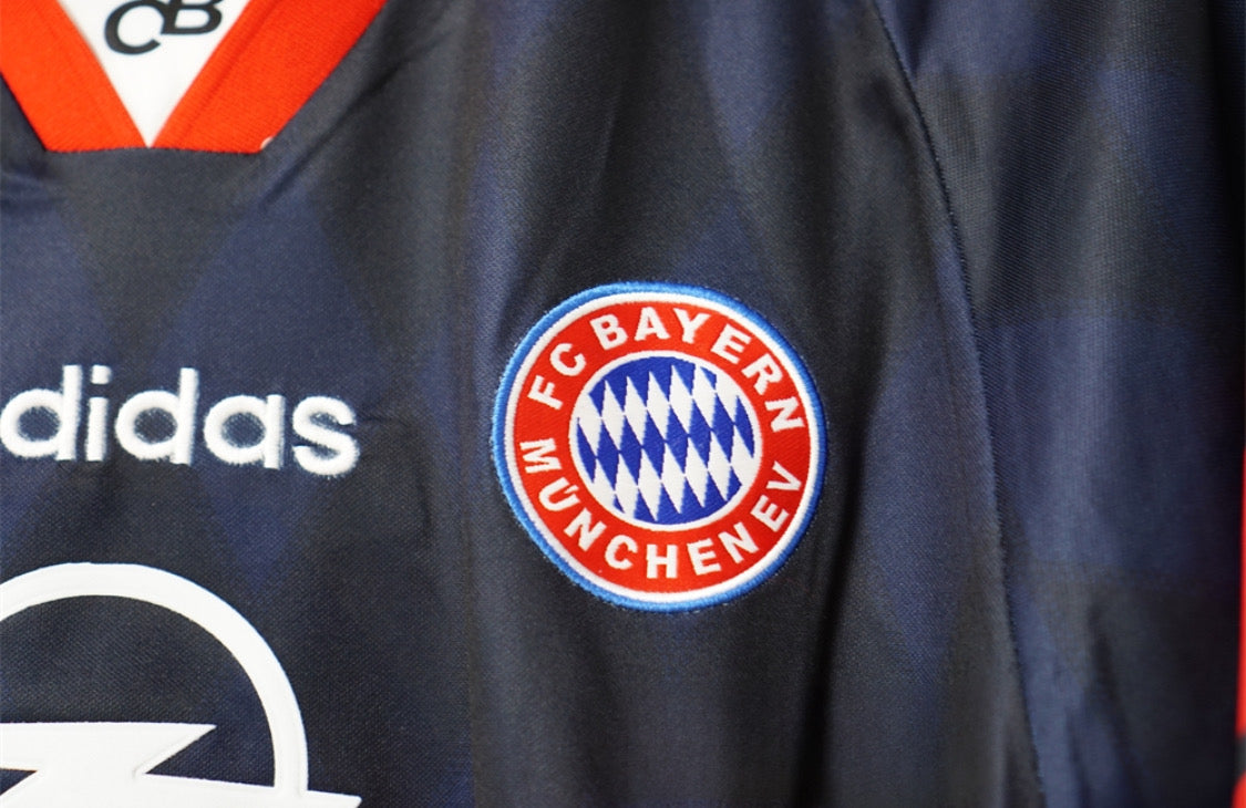 Bayern Munich 1998/1999 Home