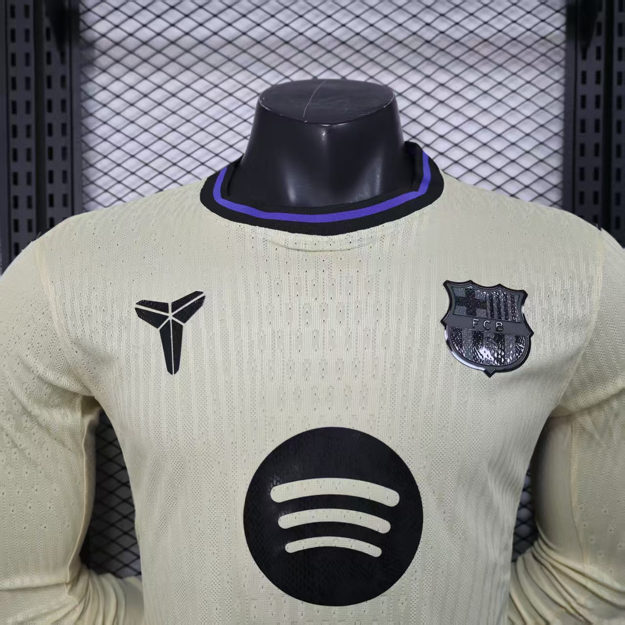 Long Sleeve - FC Barcelona 2025/26 Home Shirt - Pro Version